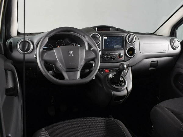 Peugeot Partner, II Рестайлинг 2 фото №6