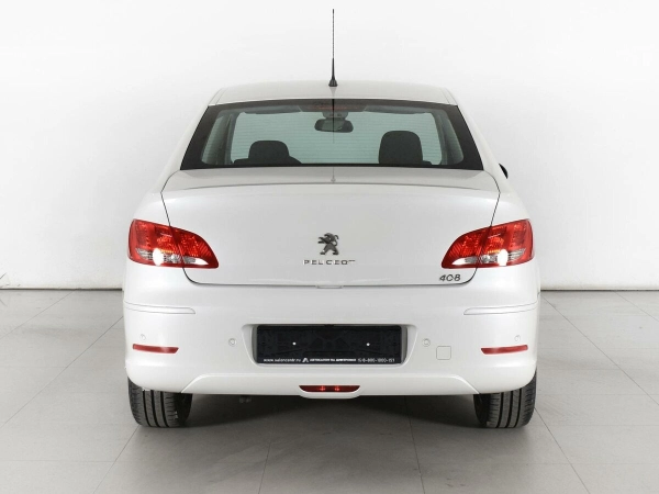 Peugeot 408, I Рестайлинг фото №5