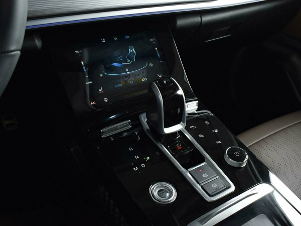 Chery Tiggo 8 Pro, I фото №8
