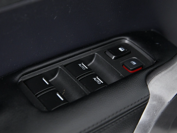 Honda CR-V, III фото №11