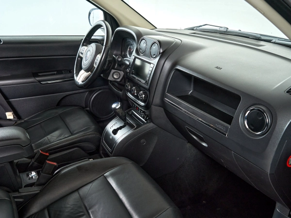 Jeep Compass, I Рестайлинг фото №11
