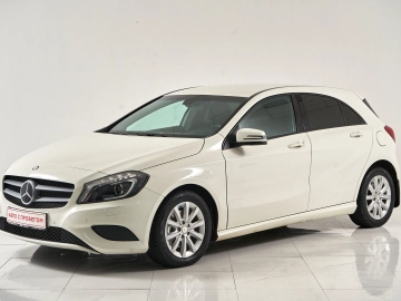 Mercedes-Benz A-Класс, III (W176) 2014 A180 фото