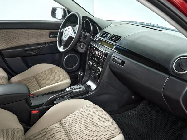 Mazda 3, I (BK) Рестайлинг фото №12