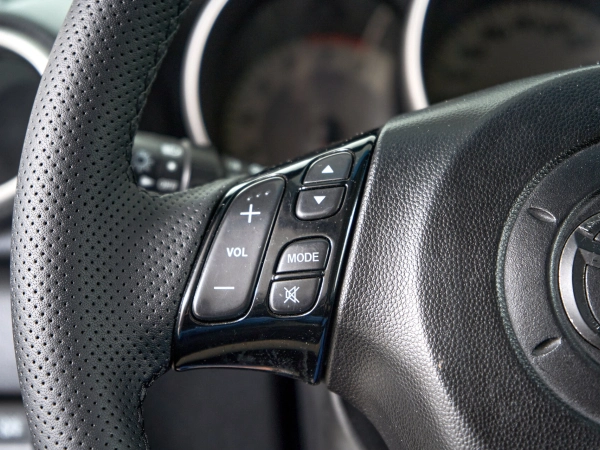 Mazda 3, I (BK) Рестайлинг фото №19