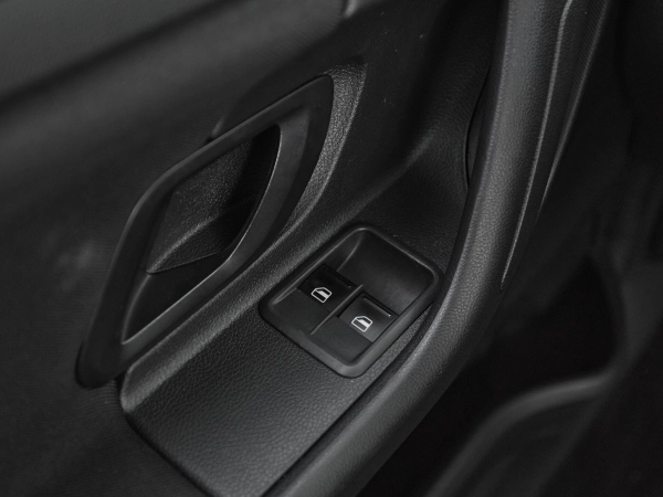 Skoda Fabia, II Рестайлинг фото №11