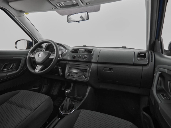Skoda Fabia, II Рестайлинг фото №9