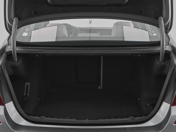 BMW 5 серии, VI (F10/F11/F07) Рестайлинг фото №18