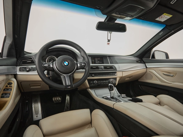 BMW 5 серии, VI (F10/F11/F07) Рестайлинг фото №7