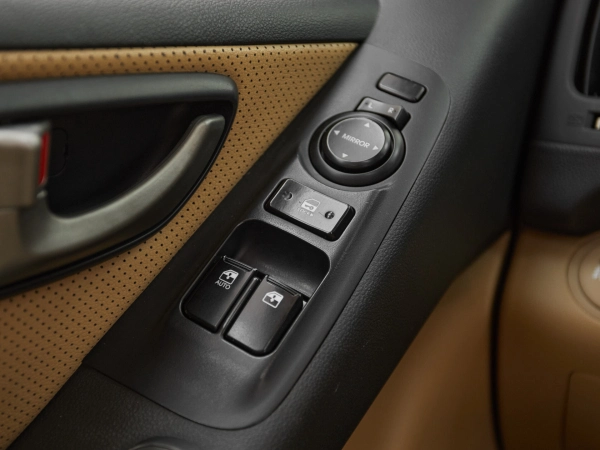 Hyundai Grand Starex, I фото №13