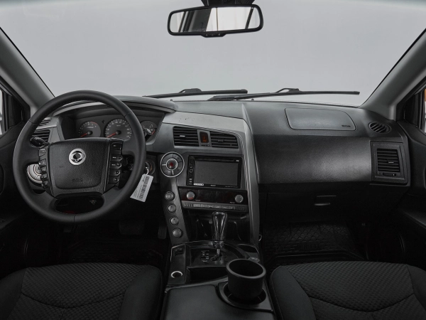 SsangYong Kyron, I Рестайлинг фото №8