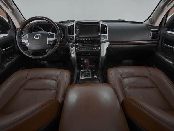 Toyota Land Cruiser, 200 Series Рестайлинг 2 фото №9