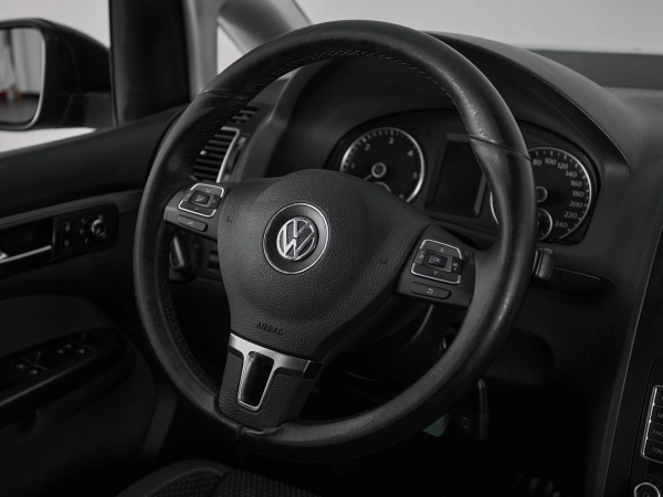 Volkswagen Touran, I Рестайлинг 2 фото №10