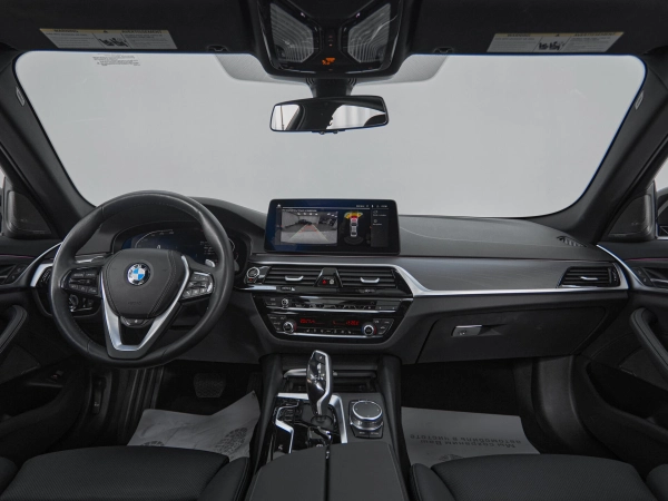 BMW 5 серии, VII (G30/G31/G38) Рестайлинг фото №9