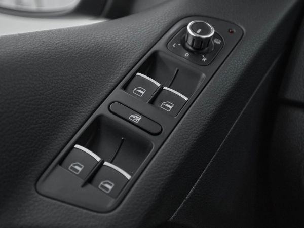 Volkswagen Tiguan, I фото №13