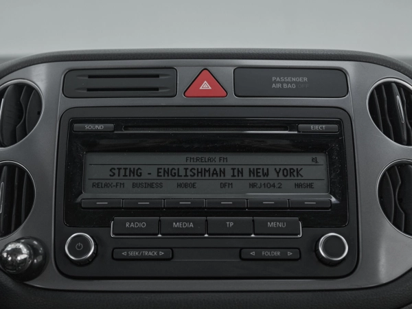 Volkswagen Tiguan, I фото №15