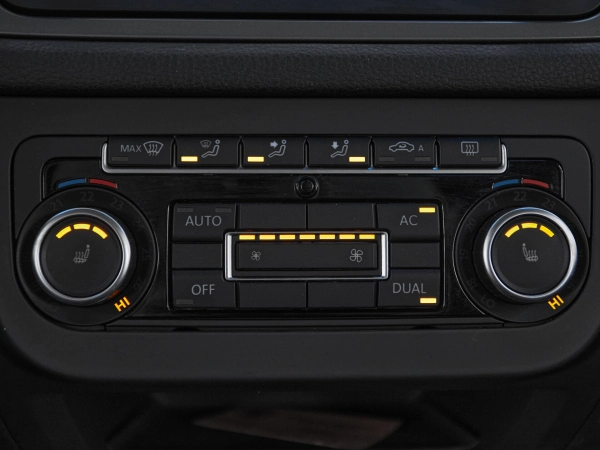Volkswagen Tiguan, I фото №16