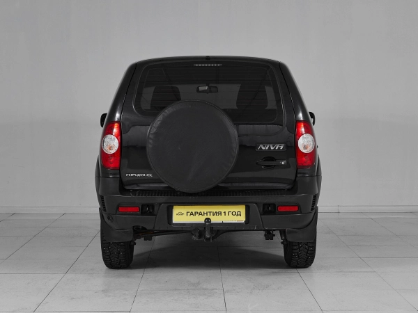 Chevrolet Niva, I Рестайлинг фото №5