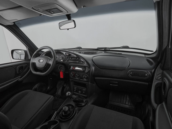 Chevrolet Niva, I Рестайлинг фото №9