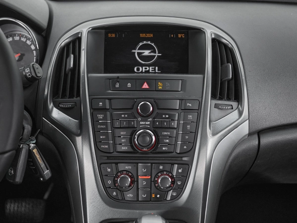 Opel Astra, J фото №15