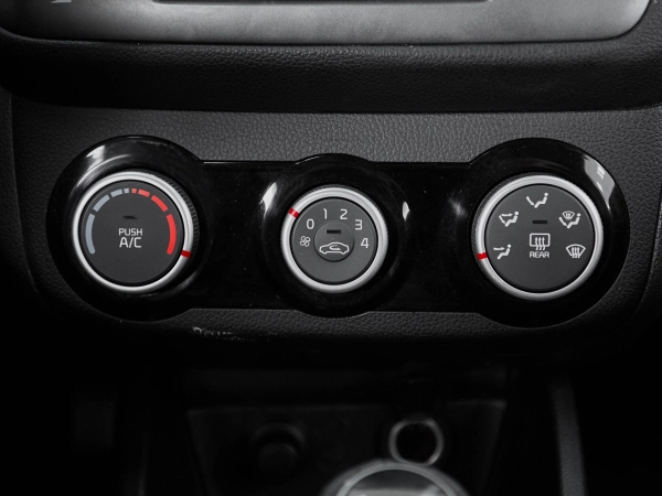 Kia Rio, III Рестайлинг фото №14