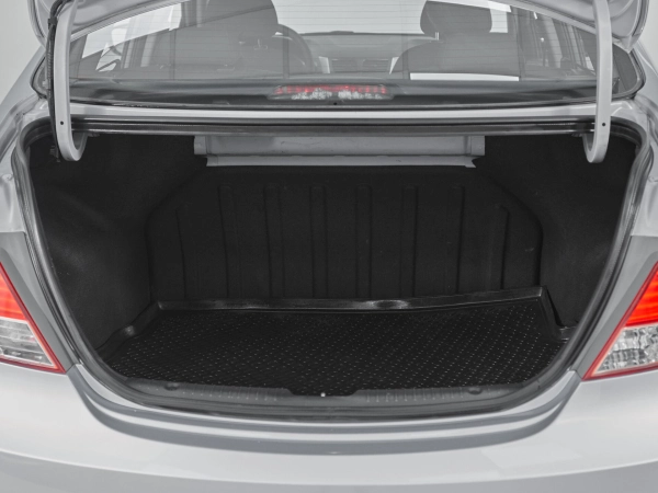 Hyundai Solaris, I фото №15