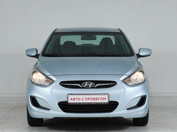 Hyundai Solaris, I фото №2