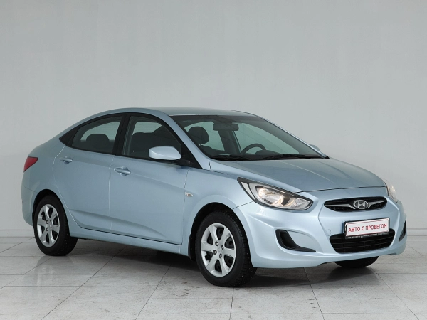 Hyundai Solaris, I фото №3