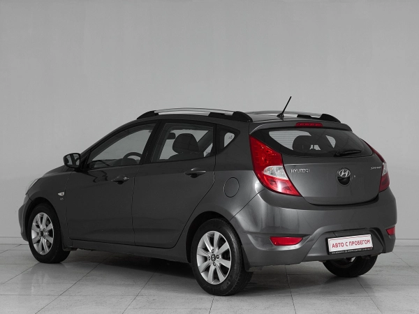 Hyundai Solaris, I фото №4