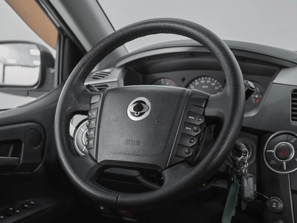SsangYong Kyron, I Рестайлинг фото №10