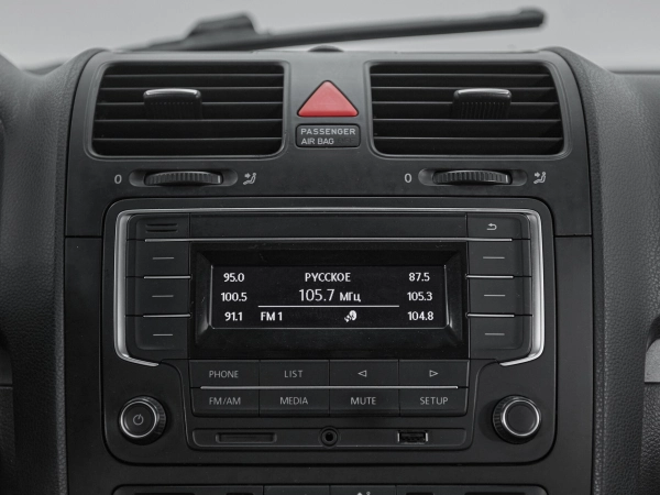 Volkswagen Jetta, V фото №12