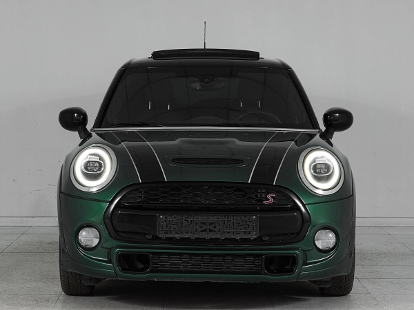 MINI Hatch, III (F55/F56) Рестайлинг фото №2