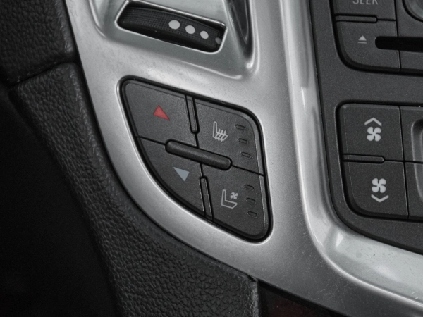 Cadillac SRX, II фото №16