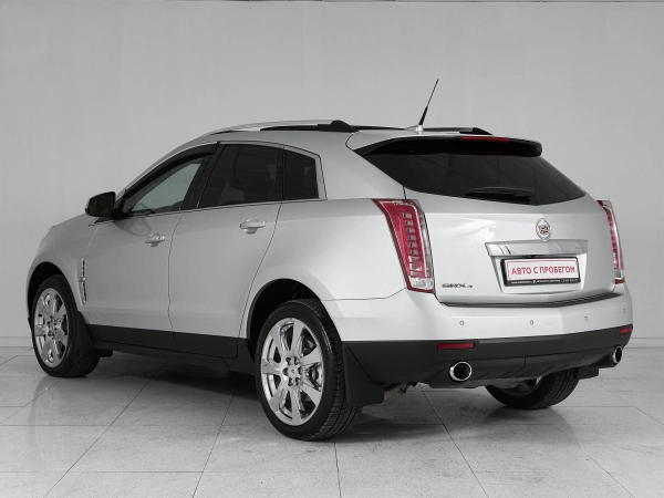Cadillac SRX, II фото №4