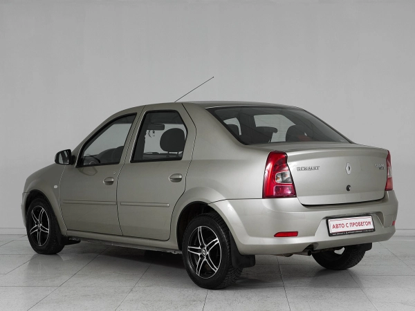 Renault Logan, I Рестайлинг фото №4