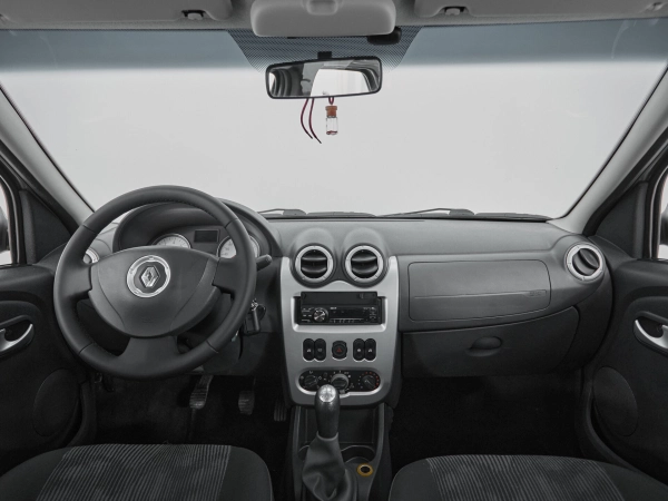 Renault Logan, I Рестайлинг фото №8