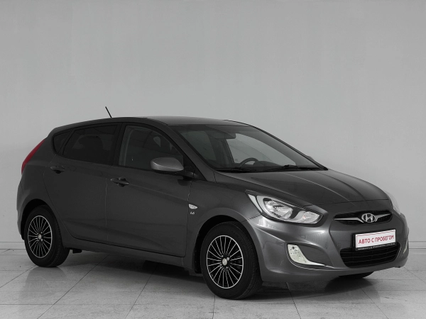 Hyundai Solaris, I фото №3
