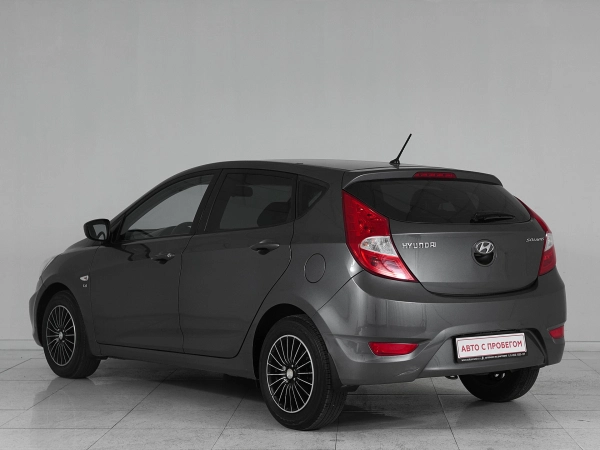 Hyundai Solaris, I фото №4