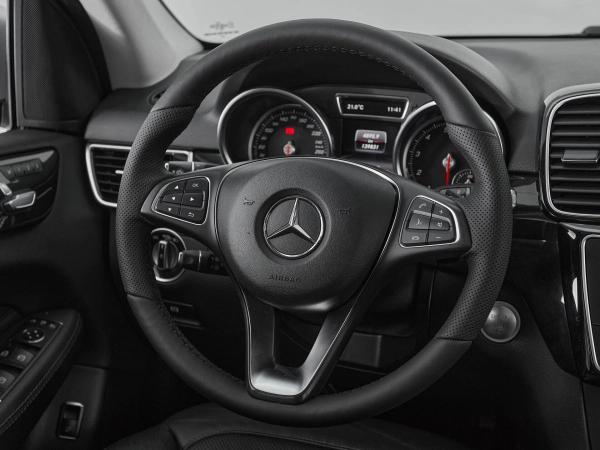 Mercedes-Benz GLE, I (W166) фото №11