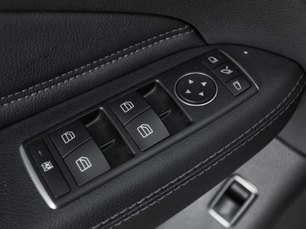 Mercedes-Benz GLE, I (W166) фото №15