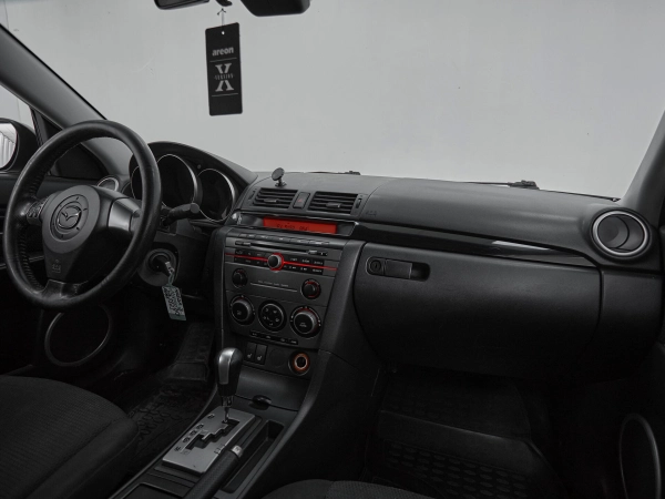 Mazda 3, I (BK) Рестайлинг фото №9