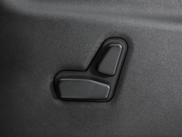 Jeep Grand Cherokee, IV (WK2) фото №15