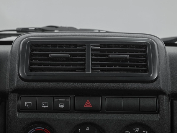 Lada (ВАЗ) Niva Legend, I фото №11