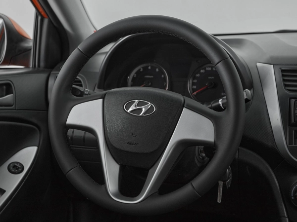 Hyundai Solaris, I Рестайлинг фото №10