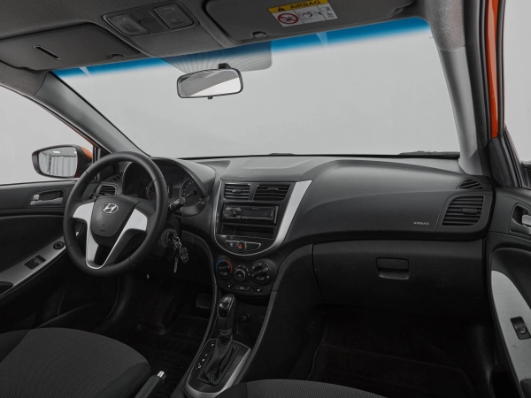 Hyundai Solaris, I Рестайлинг фото №9