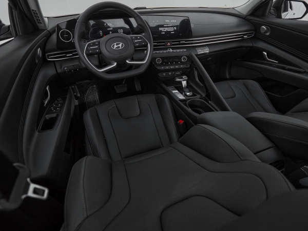 Hyundai Elantra, VII (CN7) Рестайлинг фото №8
