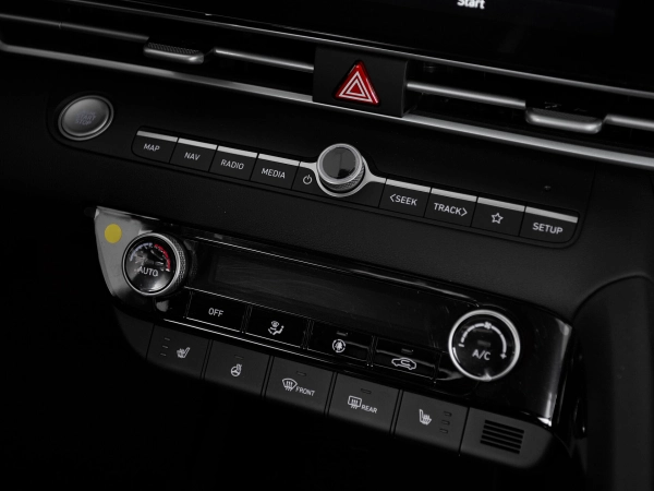 Hyundai Elantra, VII (CN7) Рестайлинг фото №19