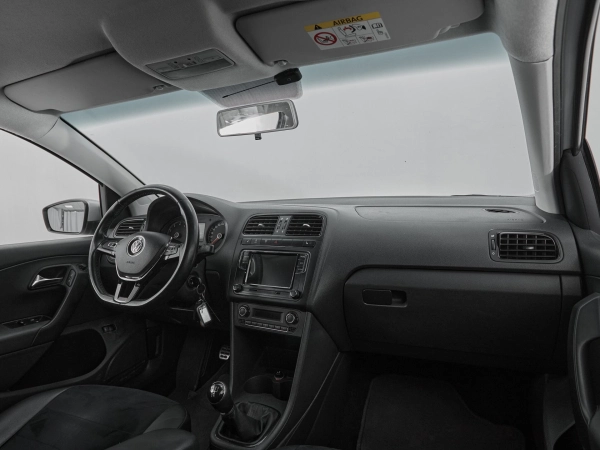 Volkswagen Polo, V Рестайлинг фото №9