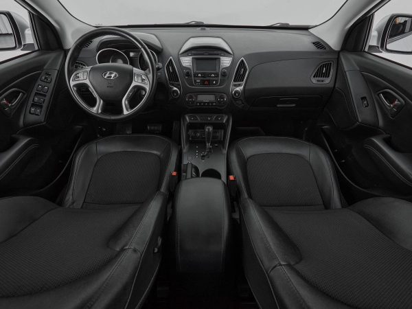 Hyundai ix35, I Рестайлинг фото №8