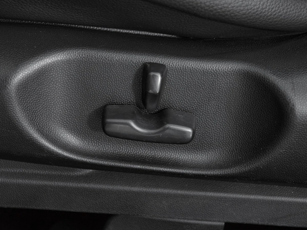 Mazda CX-7, I фото №15