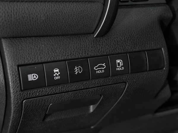 Toyota Camry, VIII (XV70) Рестайлинг фото №16